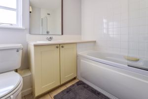 Family bathroom- click for photo gallery